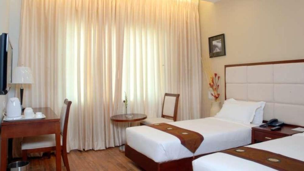 Lotus Park Hotel Бангалор Екстериор снимка